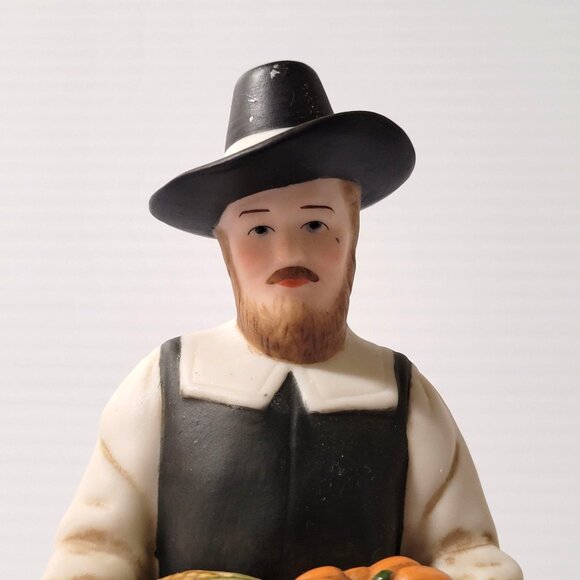 Home Interior Rewards of the Harvest 2 Porcelain Pilgrim Figurines Thanksgiving - Picture 6 of 12